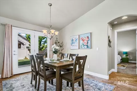 Dining - 5850 W Rotherham Dr, Eagle, ID 83616 photo 1 of 3