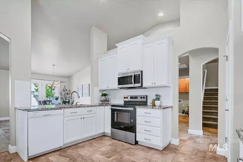 Kitchen - 5850 W Rotherham Dr, Eagle, ID 83616 photo 1 of 1