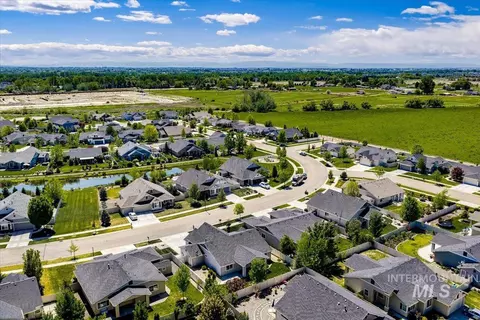 View/Area - 5850 W Rotherham Dr, Eagle, ID 83616 photo 9 of 10