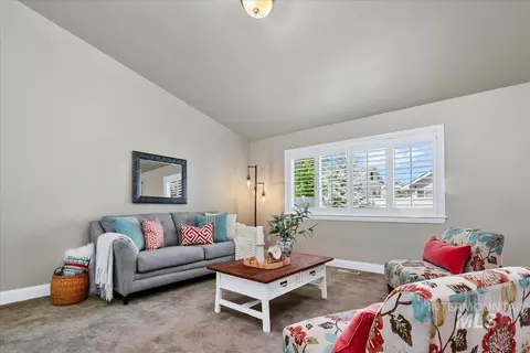 Living - 5850 W Rotherham Dr, Eagle, ID 83616 photo 1 of 2