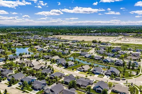 View/Area - 5850 W Rotherham Dr, Eagle, ID 83616 photo 4 of 10