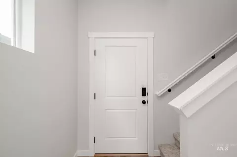 Entry Way - 7471 W Trumbull Ct, Eagle, ID 83616 photo 1 of 3