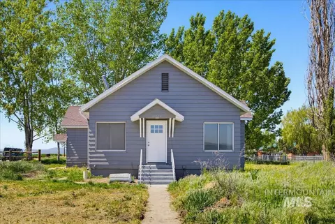 30013 Apple Val Rd, Parma, ID 83660