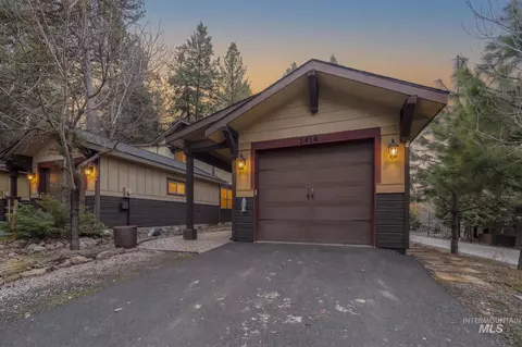 1414 Dawson, Mccall, ID 83638