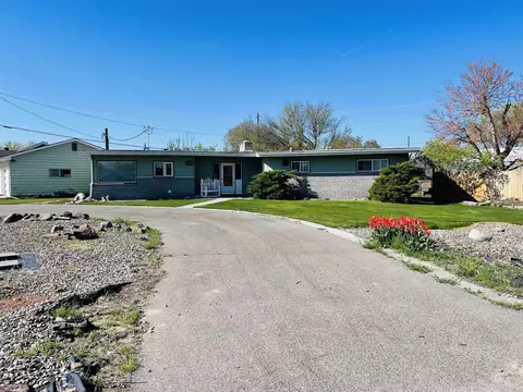 231 S Verde Dr, Ontario, OR 97914