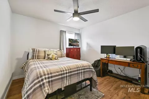 Bedroom - 2477 W Conifer St, Eagle, ID 83616 photo 5 of 5