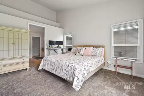 Bedroom - 2477 W Conifer St, Eagle, ID 83616 photo 2 of 5