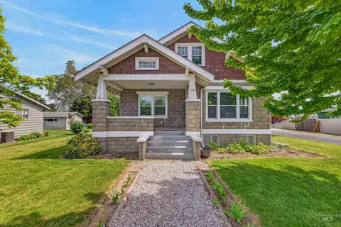 1439 10th St, Clarkston, WA 99403