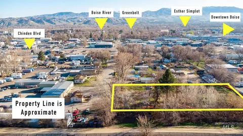 215 W 39th St, Garden City, ID 83714
