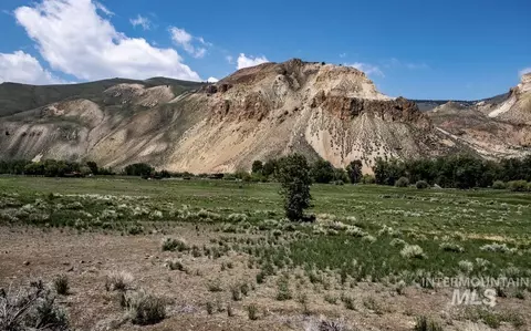 32 Us 2, Clayton, ID 83227