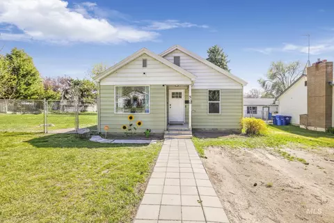 521 E Ave D, Jerome, ID 83338