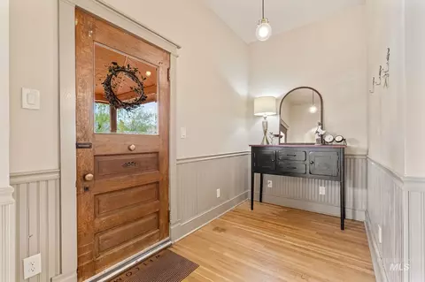 Entry Way - 424 W Main St, Weiser, ID 83672 photo 1 of 2