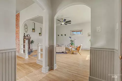 Entry Way - 424 W Main St, Weiser, ID 83672 photo 2 of 2