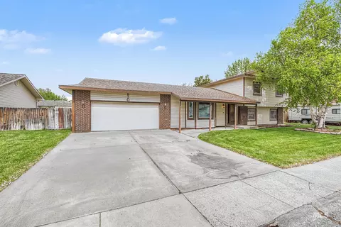 820 W 12th S, Mountain Home, ID 83647
