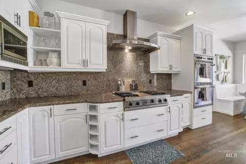 Kitchen - 88 Sunnyside Dr, Jerome, ID 83338 photo 3 of 3