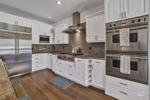 Kitchen - 88 Sunnyside Dr, Jerome, ID 83338 photo 1 of 3