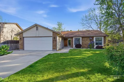7548 W Long Dr, Boise, ID 83704