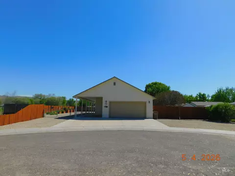 905 E 5th St, Emmett, ID 83617