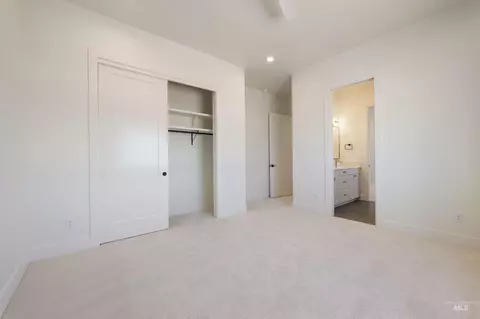 Bedroom - 24763 Ardmore Ct, Caldwell, ID 83607 photo 2 of 4