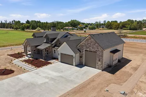 Exterior - 24763 Ardmore Ct, Caldwell, ID 83607 photo 3 of 7