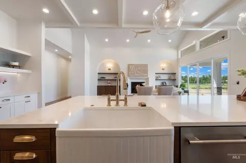 Kitchen - 24763 Ardmore Ct, Caldwell, ID 83607 photo 5 of 7