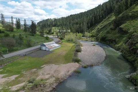 1017 Tiger Dr, Kendrick, ID 83537