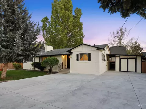 3211 W Plant Dr, Boise, ID 83703