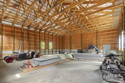 219 Tripod View Dr, Cascade, ID 83611 photo 9