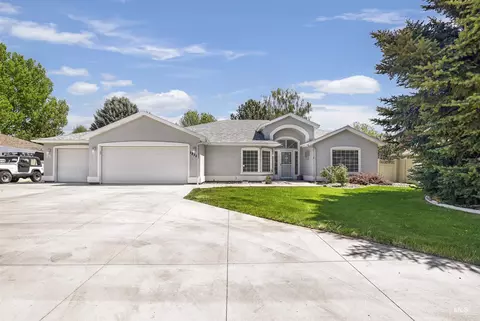 1332 N Madrona, Twin Falls, ID 83301