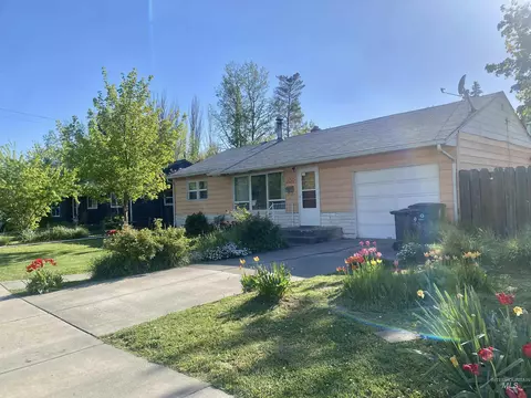 209 N Cleveland St, Moscow, ID 83843