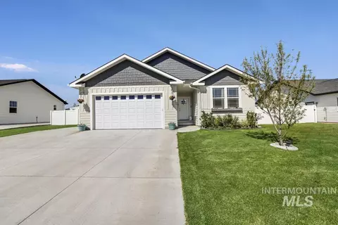 1505 Mountain View Dr, Gooding, ID 83330