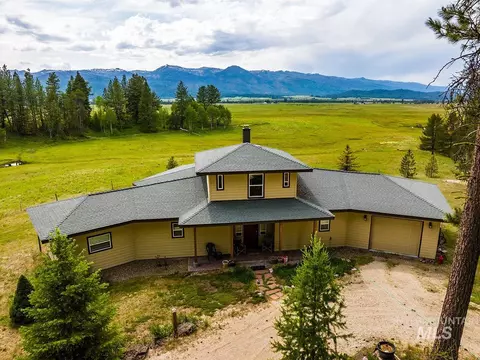 Other - 10885 Callender Rd, Cascade, ID 83611 photo 4 of 11