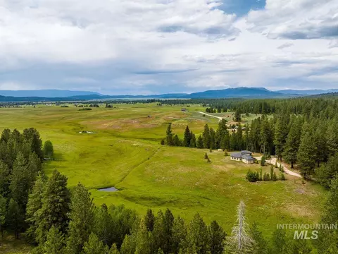 Other - 10885 Callender Rd, Cascade, ID 83611 photo 2 of 11