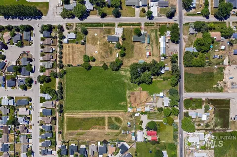 936 S Mill Rd, Emmett, ID 83617 photo 13