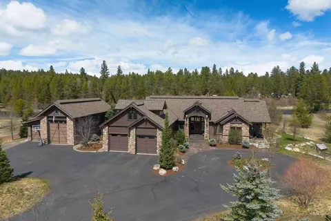 227 Morgan Dr, Mccall, ID 83638