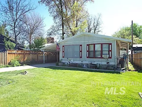 Exterior - 1386 W 3rd St, Weiser, ID 83672 photo 2 of 7