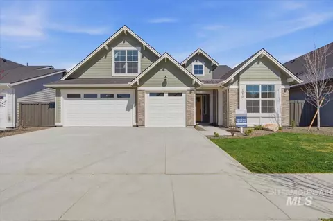 2541 E Tenzing Dr, Meridian, ID 83642