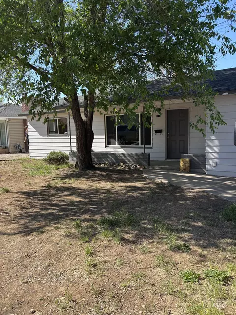 5116 W Morris Hill Rd, Boise, ID 83706
