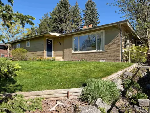 1740 Daves Ave, Moscow, ID 83843