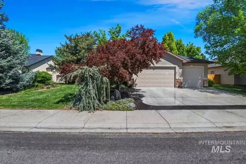 9382 W Osprey Mdws, Garden City, ID 83714