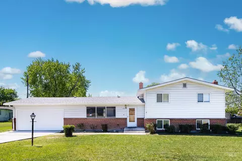 1811 N Maple Grove Rd, Boise, ID 83704