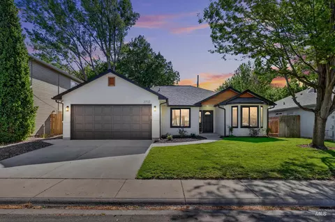 2732 W Good Ct, Boise, ID 83702