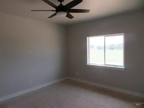 Bedroom - 1401 Leslie Dr, Jerome, ID 83338 photo 1 of 6
