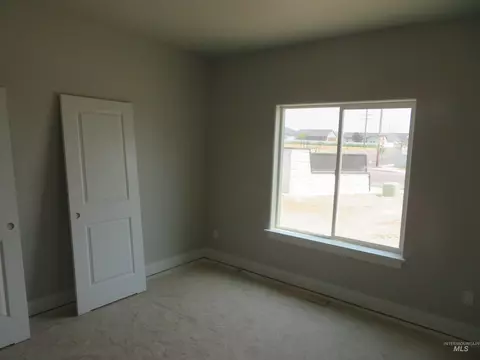 Bedroom - 1401 Leslie Dr, Jerome, ID 83338 photo 3 of 6