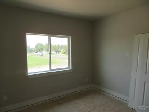 Bedroom - 1401 Leslie Dr, Jerome, ID 83338 photo 2 of 6