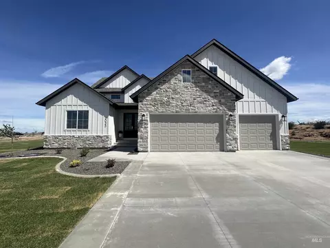 3035 Lake View Ct, Twin Falls, ID 83301