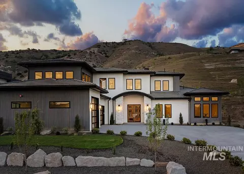 3750 E Barber Dr, Boise, ID 83716