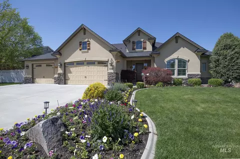 2341 W San Remo Dr, Meridian, ID 83646