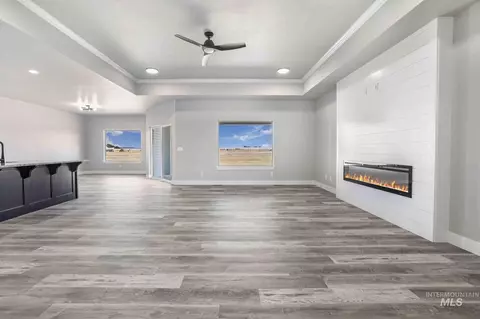 Living - 582 Moonbeam Way, Twin Falls, ID 83301 photo 4 of 7