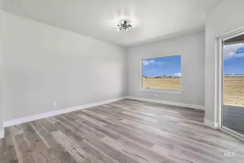 Living - 582 Moonbeam Way, Twin Falls, ID 83301 photo 6 of 7